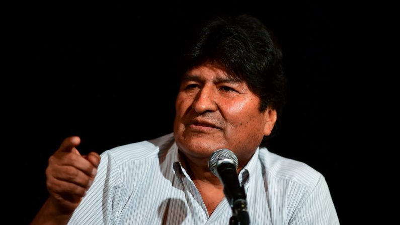 El expresidente boliviano Evo Morales en una conferencia de prensa en Buenos Aires, el 17 de diciembre de 2019. (Ronaldo Schemidt / AFP / Getty Images)