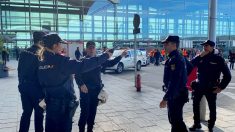 Cerrado el tráfico aéreo en el aeropuerto español de Alicante a causa de incendio en una cubierta