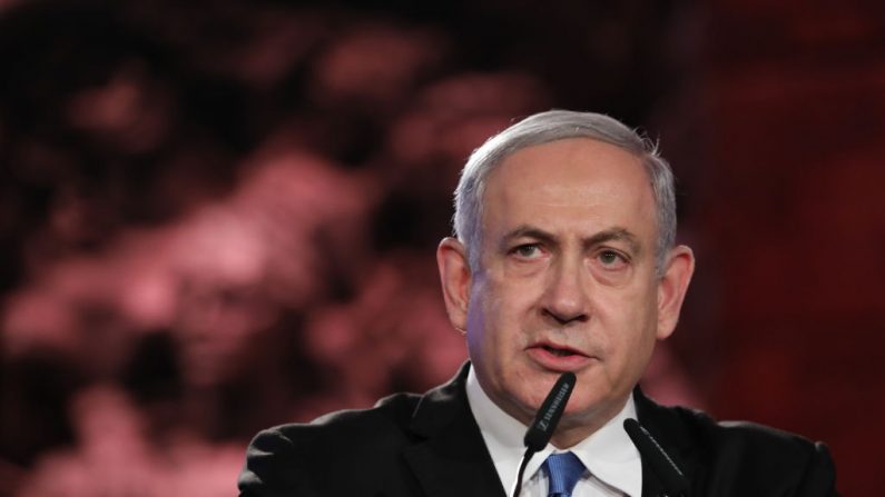 El primer ministro israelí, Benjamin Netanyahu, pronuncia un discurso durante el Quinto Foro Mundial del Holocausto en el museo conmemorativo del Holocausto Yad Vashem en Jerusalén el 23 de enero de 2020. (Abir Sultan / POOL / AFP / Getty Images)