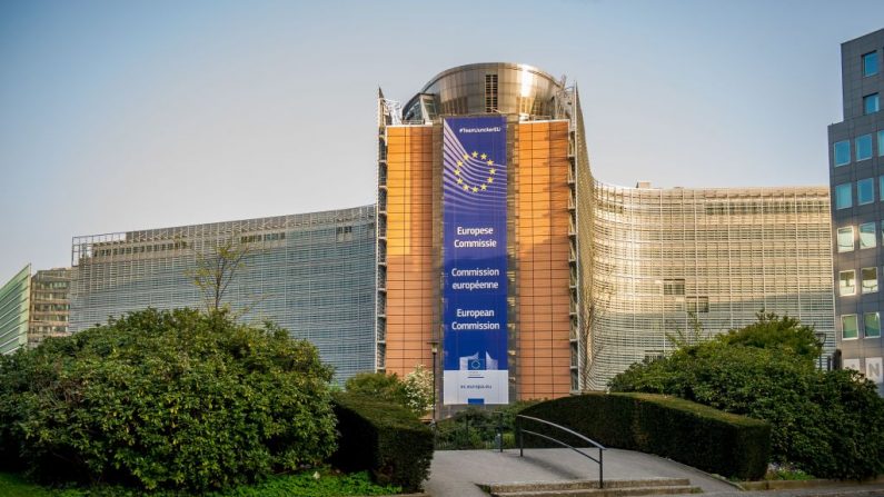 Una imagen tomada el 24 de abril de 2015 muestra el edificio de la Comisión Europea en Bruselas. (PHILIPPE HUGUEN / AFP / Getty Images)
