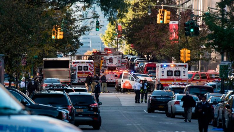 La policía aseguró un área después de un tiroteo en Nueva York el 31 de octubre de 2017. (DON EMMERT / AFP / Getty Images)