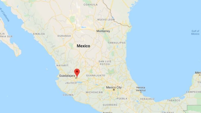 Las autoridades forenses del occidental estado mexicano de Jalisco dijeron que se encontraron 26 bolsas con partes de cuerpos en un barranco, y las autoridades están tratando de determinar cuántas víctimas hay (Google Maps)