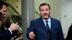 Senadores republicanos acuerdan presentar a un grupo de testigos en el impeachment del Senado
