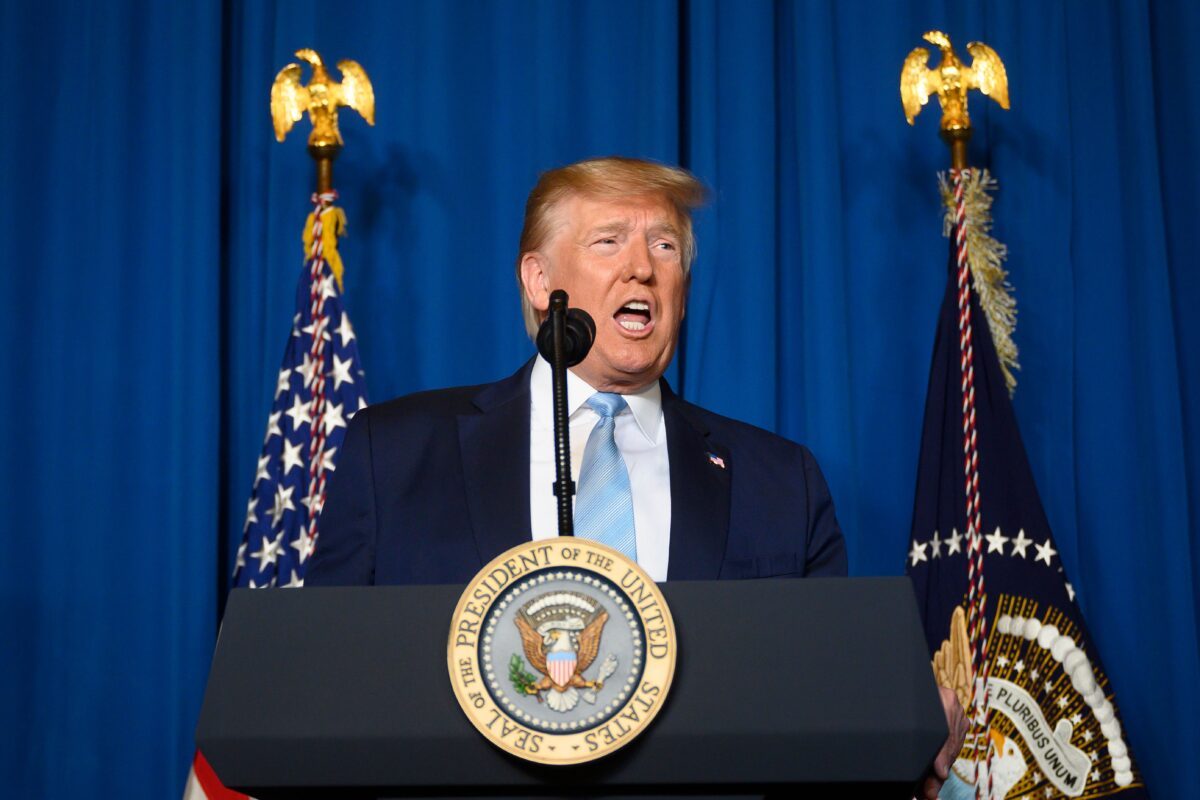 Presidente Donald Trump hace una declaración sobre Irán en la finca Mar-a-Lago en Palm Beach, Florida
