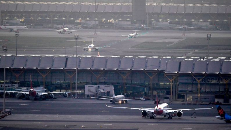 Vista del aeropuerto de Madrid-Barajas Adolfo Suárez el 03 de febrero de 2020 en Madrid. - Un vuelo de Air Canada debía realizar un aterrizaje de emergencia en Madrid después de un problema técnico solo unas horas después de despegar del aeropuerto de Barajas. (JAVIER SORIANO / AFP / Getty Images)