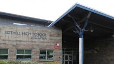 Escuela secundaria cerca de Seattle cierra por posible caso de nuevo coronavirus