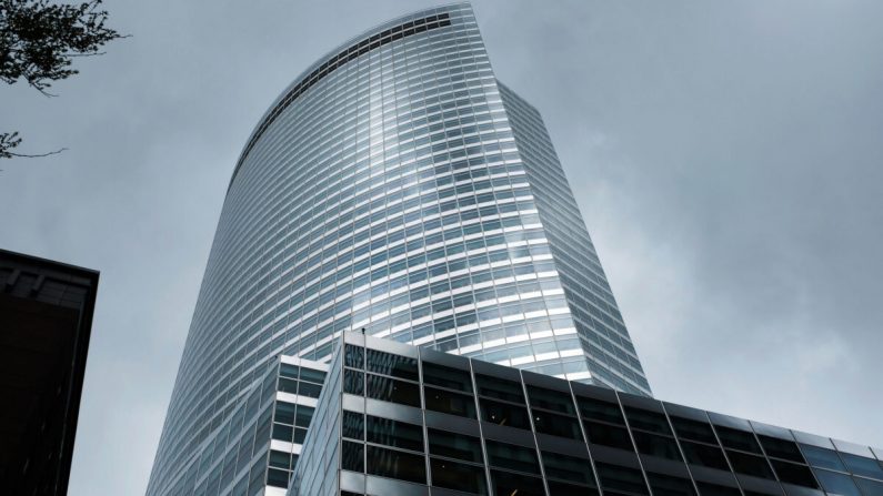 Una vista exterior de la sede de Goldman Sachs New York en la ciudad de Nueva York el 15 de abril de 2019. (Spencer Platt / Getty Images)