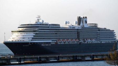 Llega a Camboya el crucero Westerdam rechazado por cinco países por temor a coronavirus