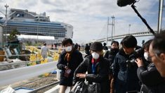 Pasajeros abandonan crucero en cuarentena mientras EE.UU. impide que estadounidenses regresen