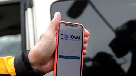 Demócratas de Nevada no usarán la aplicación culpable de los retrasos en Iowa