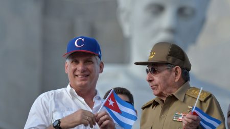 Cuba detiene y encarcela a opositores, artistas y periodistas, según informe AI
