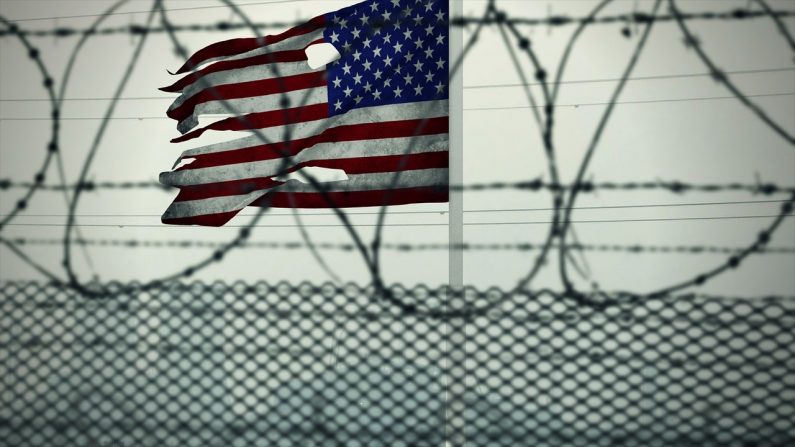 Foto de archivo de una prisión americana. (Créditos: TayebMEZAHDIA/Pixabay) 
