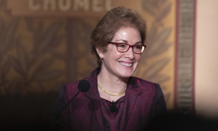 La exembajadora de los Estados Unidos Marie Yovanovitch habla en la Universidad de Georgetown en Washington el 12 de febrero de 2020. (Tasos Katopodis/Getty Images)