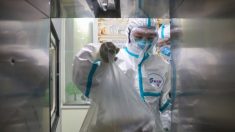 Funcionarios chinos alertan de infección por aerosoles mientras el coronavirus sigue propagándose