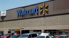 Clienta de Walmart rocía a cajero con Lysol tras conflicto por límite permitido, dice la policía