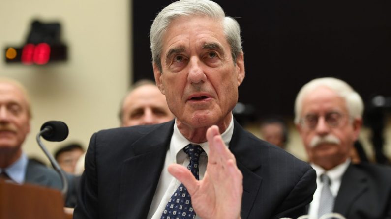 El exfiscal especial Robert Mueller testifica ante el Congreso en Washington, el 24 de julio de 2019. (Saul Loeb/AFP/Getty Images)
