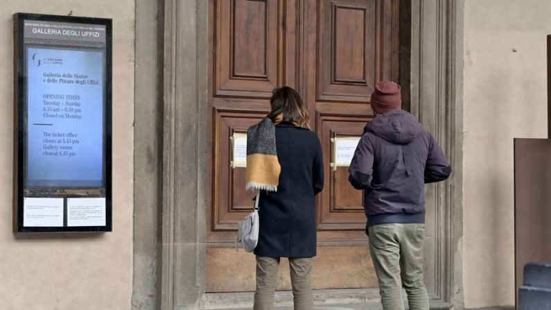 El museo de los Uffizi está temporalmente cerrado por la emergencia del coronavirus Covid-19, en Florencia, Italia, el 08 de marzo de 2020.  EFE/EPA/CLAUDIO GIOVANNINI
