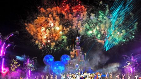 Disney anuncia el cierre de sus parques en Florida y París por el coronavirus