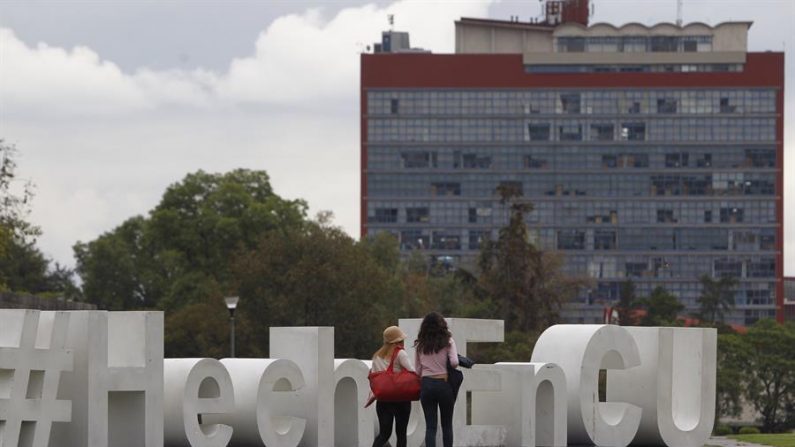 Fotografía fechada el 13 de junio de 2018 que muestra una vista general de una explanada de la Universidad Nacional Autónoma de México (UNAM), en Ciudad de México (México). EFE/Sáshenka Gutiérrez/Archivo
