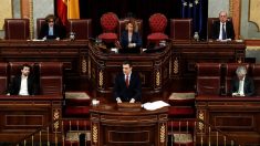 Parlamento español autoriza prorrogar el estado de alarma hasta el 11 de abril