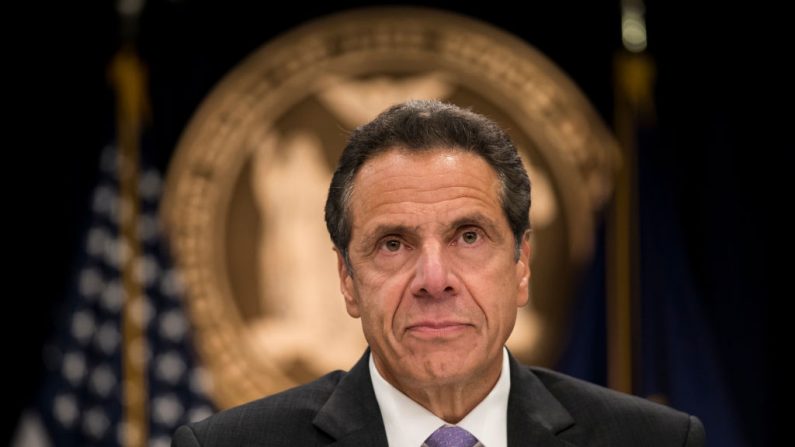 El gobernador de Nueva York Andrew Cuomo habla durante una conferencia de prensa en su oficina del centro de Manhattan, el 14 de septiembre de 2018 en la ciudad de Nueva York. (Angerer/Getty Images)