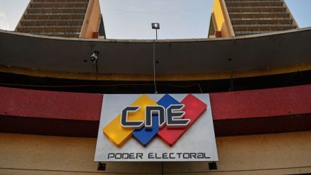 Maduro quemó máquinas electorales para perpetuarse: ABC