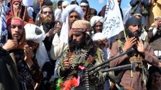 Mueren en un ataque talibán 20 miembros de las fuerzas de seguridad afganas