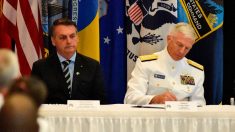Bolsonaro firma acuerdo de defensa con el Comando Sur de EE.UU.