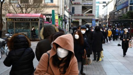 Nuevos casos de coronavirus en Corea del Sur superan los 5000