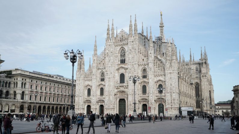 Una vista general de la Piazza Duomo el 8 de marzo de 2020 en Milán, Italia. (Vittorio Zunino Celotto/Getty Images)