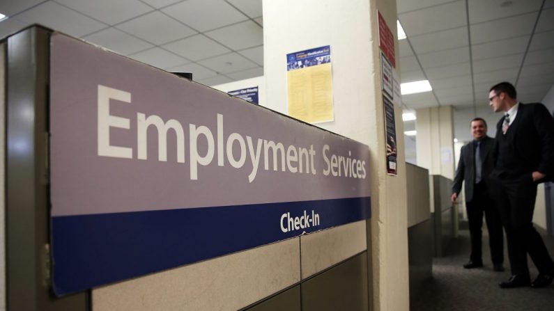 Una oficina del Departamento de Trabajo de Nueva York en Manhattan el 6 de marzo de 2015. (Spencer Platt/Getty Images)