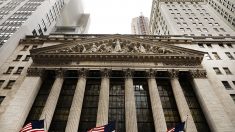 Dow Jones baja 1000 puntos y los bonos llegan a mínimos históricos