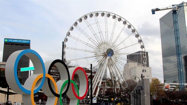 Fotografía del parque Olímpico sin visitantes este viernes en la ciudad de Atlanta, Georgia (EEUU). EFE/Marcelo Wheelock
