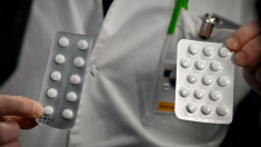 FDA autoriza uso de emergencia de dos medicamentos para tratar el virus del PCCh