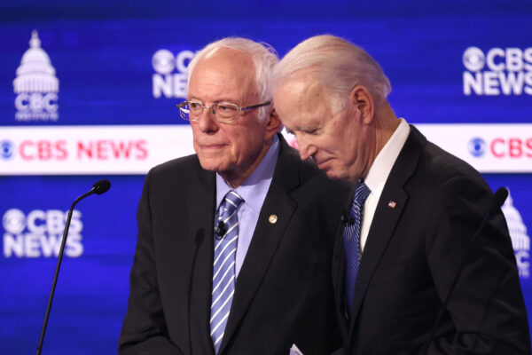 El senador Bernie Sanders y el ex vicepresidente Joe Biden