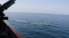 Trump instruye a la Armada derribar buques cañoneros iraníes «si acosan a nuestros barcos»