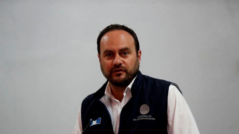 En la imagen, el ministro de Relaciones Exteriores de Guatemala, Pedro Brolo. EFE/Esteban Biba/Archivo
