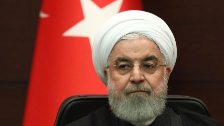 Presidente iraní alerta a EE.UU. y promete una “respuesta aplastante” si se extiende el embargo