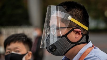China debería tener millones de casos del virus del PCCh en lugar de decenas de miles, según informe