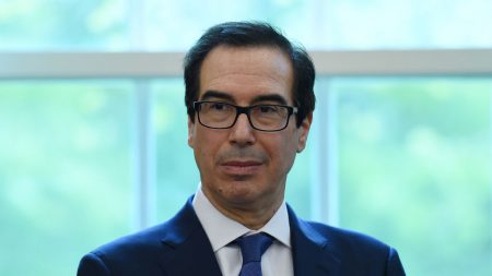 La economía de Estados Unidos «realmente se recuperará» en los meses de verano, dice Steven Mnuchin