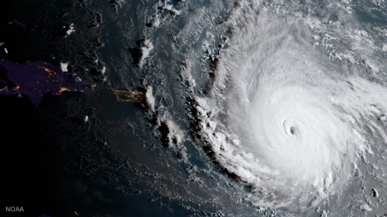 En esta imagen de la NOAA, el satélite GOES de la NOAA muestra el huracán Irma en el Caribe en la mañana del 5 de septiembre de 2017. (Proyecto NASA/NOAA GOES a través de Getty Images)