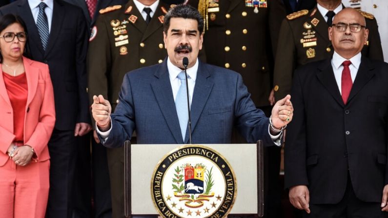 El líder venezolano Nicolás Maduro habla durante una conferencia de prensa en el Palacio de Gobierno de Miraflores el 12 de marzo de 2020 en Caracas, Venezuela.(Carolina Cabral/Getty Images)