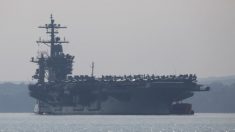 Armada de EE.UU. evacuó un portaaviones afectado por el virus del PCCh atracado en Guam