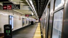 COVID-19 azota el metro de Nueva York, con 41 empleados muertos y miles aislados