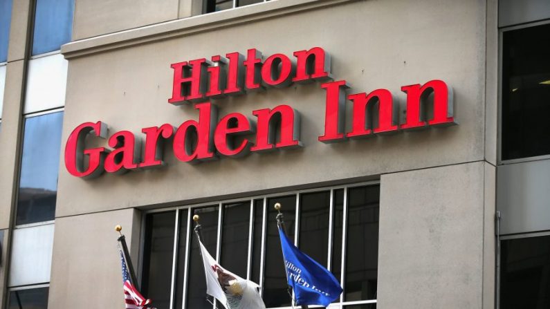 Fachada del hotel Hilton Garden Inn en una foto de archivo del 12 de septiembre de 2013. (Scott Olson/Getty Images)