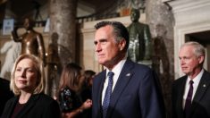 Romney y Murphy presentan proyecto de ley para «reorientar nuestra respuesta mundial a la pandemia»