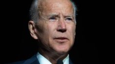 Biden y los demócratas intentan sofocar los reclamos para desfinanciar la policía