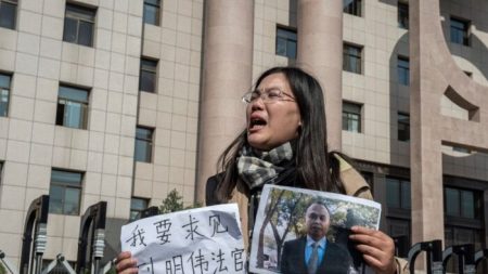 EE.UU. pide la liberación de abogado chino de derechos humanos detenido
