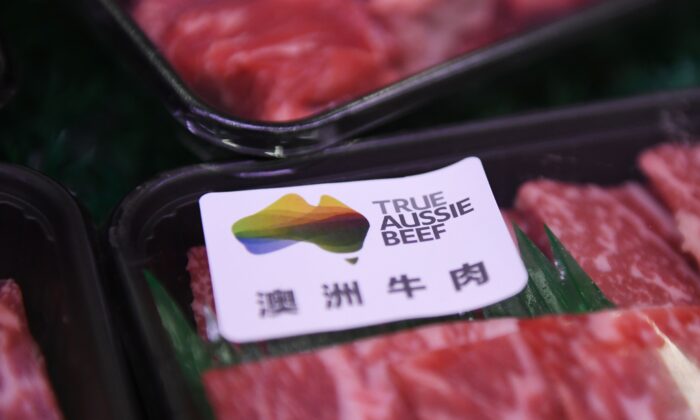 Carne australiana en un supermercado de Beijing el 12 de mayo de 2020 (Greg Baker/AFP vía Getty Images)
