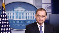 Asesor económico de la Casa Blanca pronostica tasa de desempleo de ‘doble dígito’ para otoño